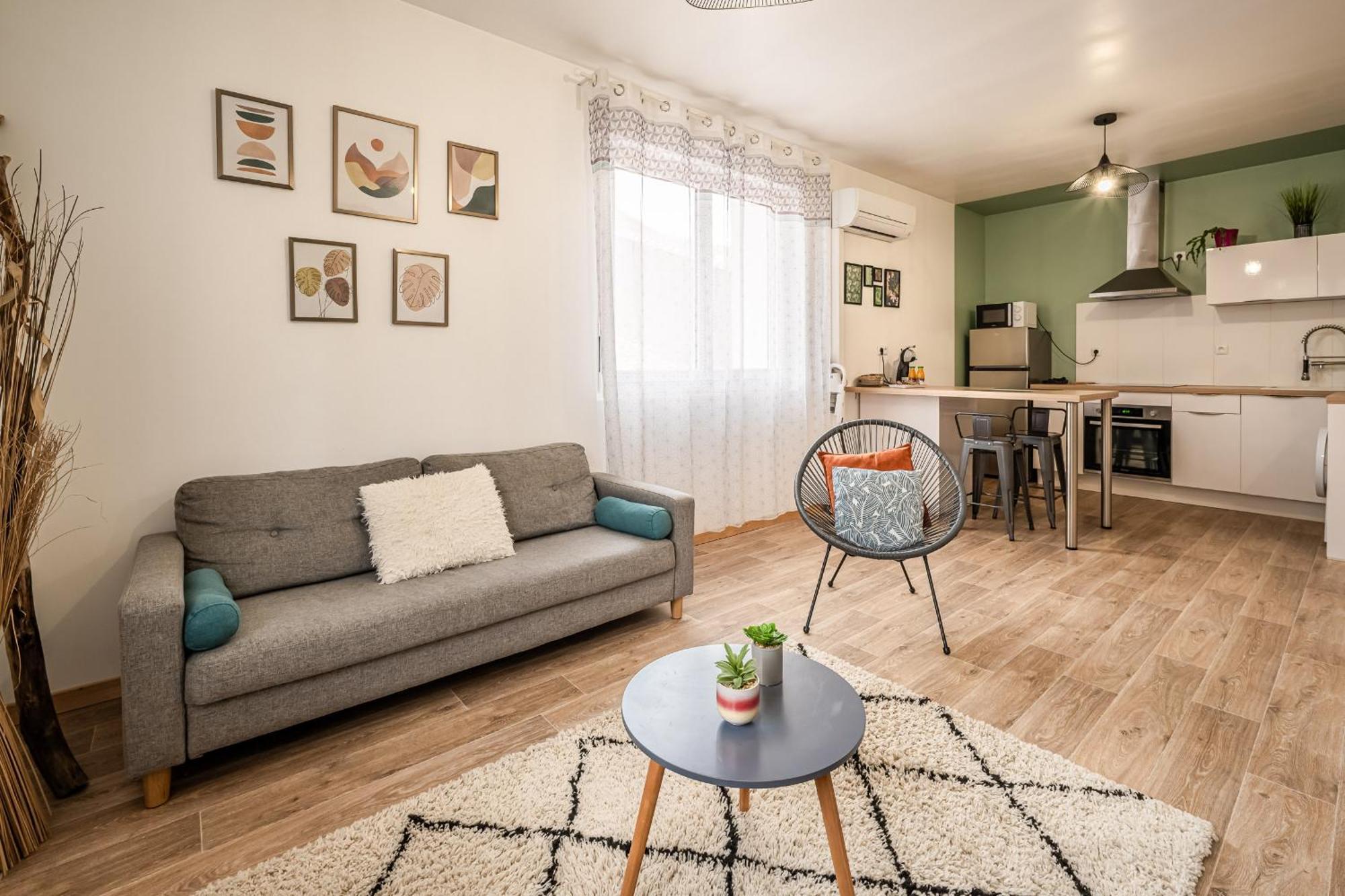 Lézignan-Corbières Cosy Green Clim Wifi Centre Ville 2 Pers מראה חיצוני תמונה